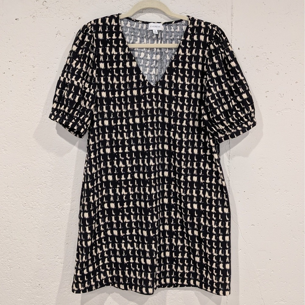 Evereve Shift Mini Dress Size M Cotton Blend Black Beige Ikat Puff Sleeve V-Neck